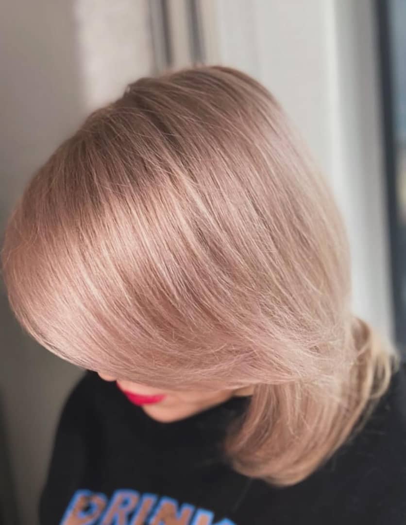 آموزشگاه و سالن زیبایی بانو فرجی در تهران